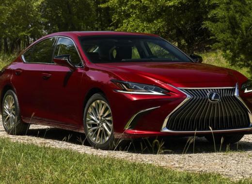 Lexus ES 350 F Sport 2024