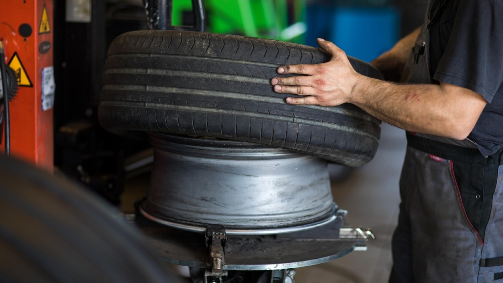 Tire Replacement & Wheel Balancing